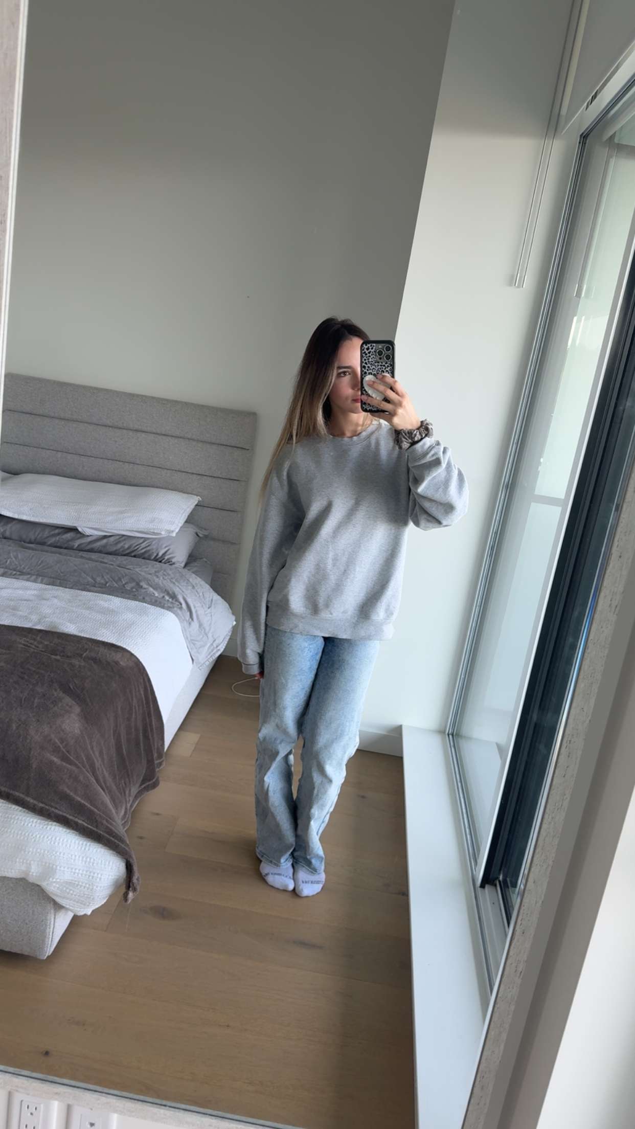 meelahrobbins snapchat image archive image