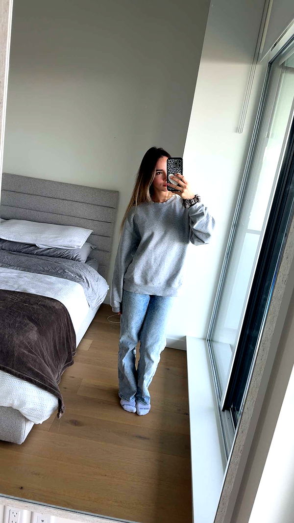 meelahrobbins image ~ Altpins