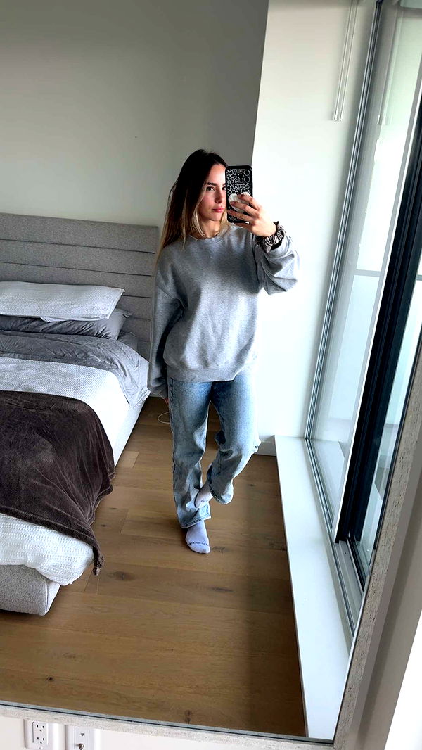 meelahrobbins image ~ Altpins