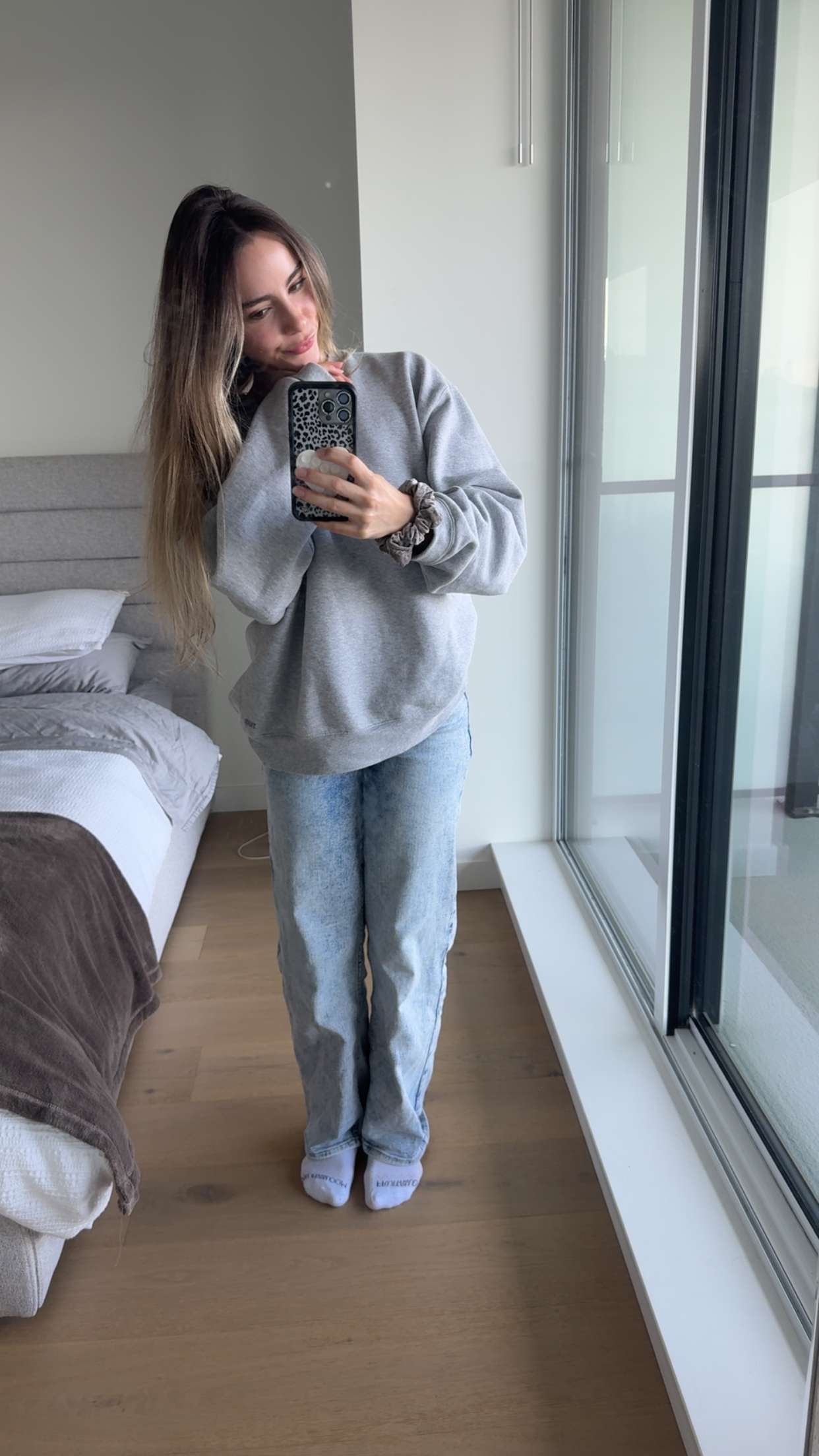 meelahrobbins snapchat image archive image