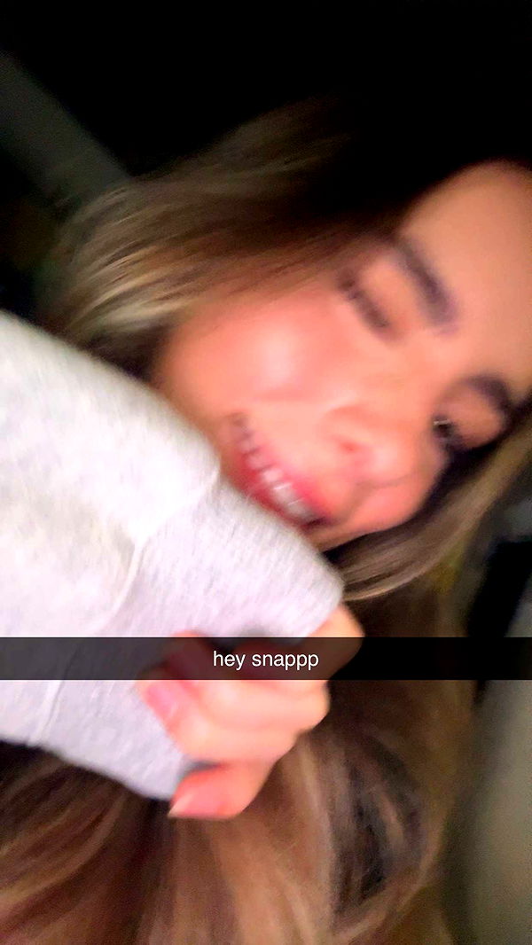 meelahrobbins image ~ Altpins