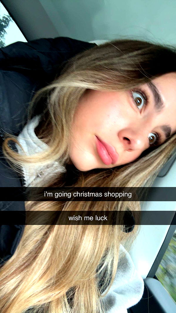 meelahrobbins image ~ Altpins