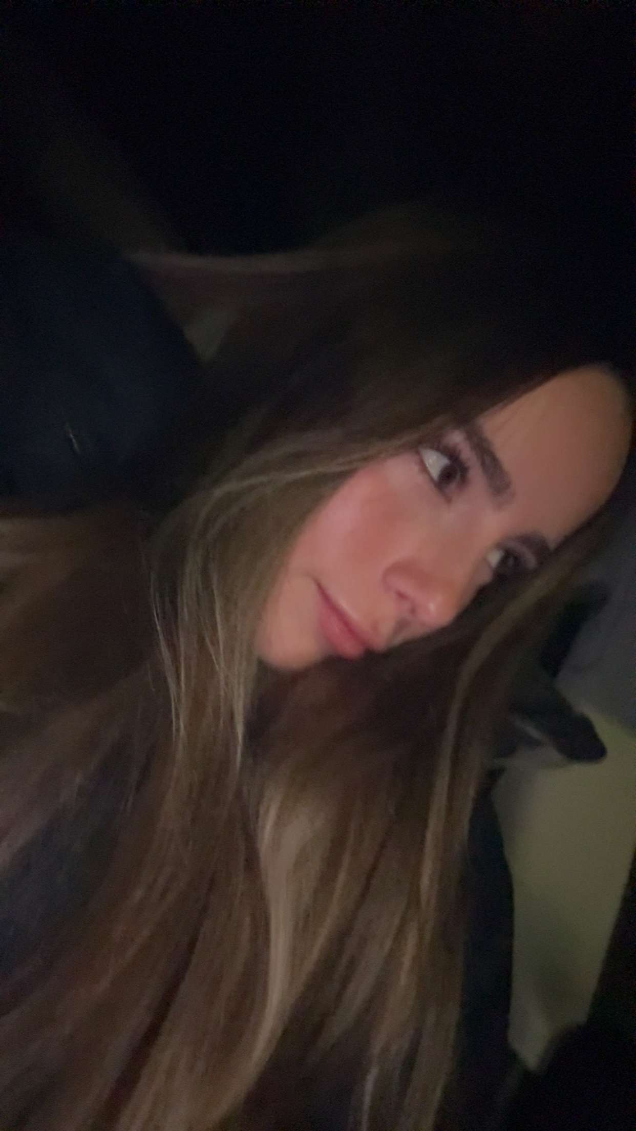 meelahrobbins snapchat image archive image