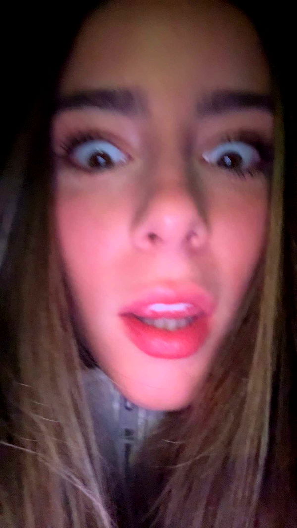 meelahrobbins image ~ Altpins