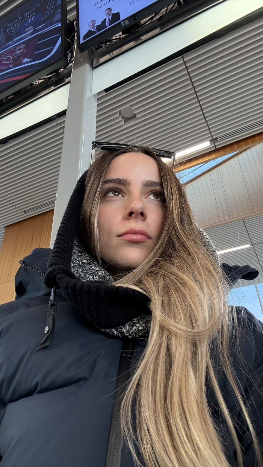 meelahrobbins snapchat image archive image