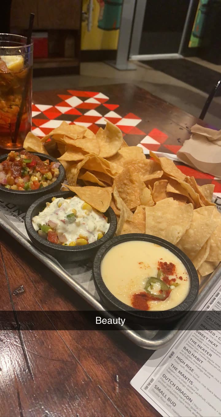 mia_sweitz snapchat image archive image