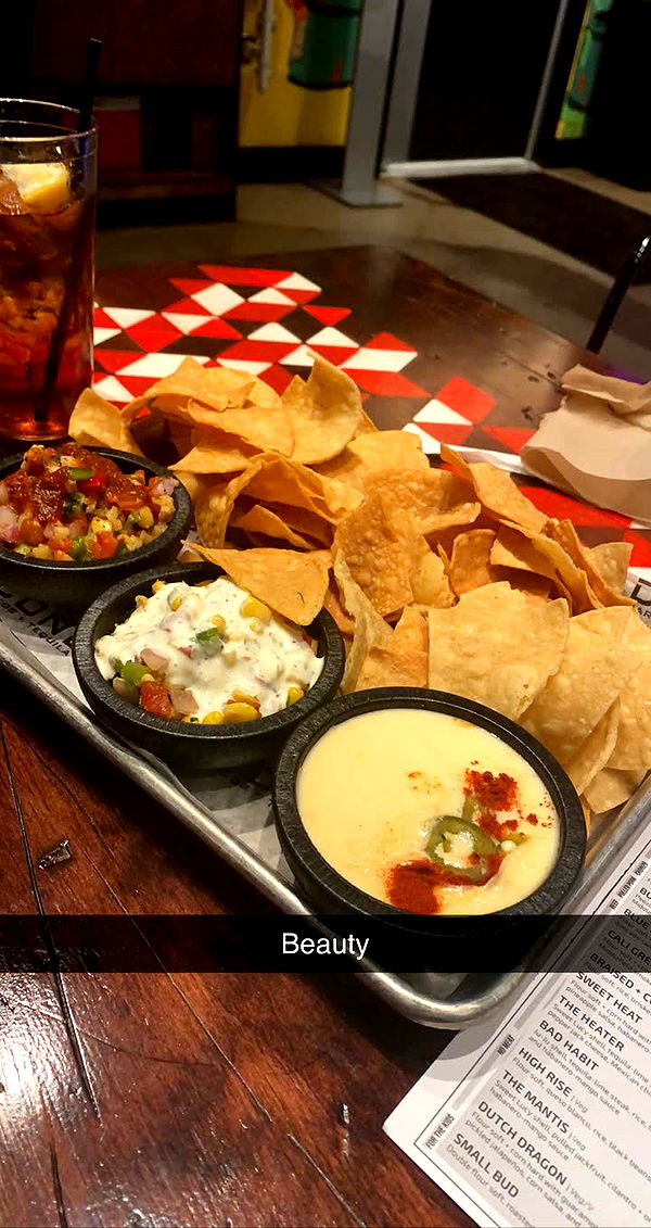 mia_sweitz image ~ Altpins