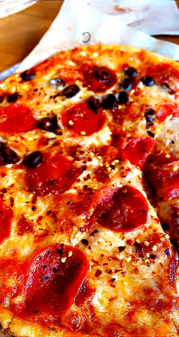 mia_sweitz image ~ Altpins