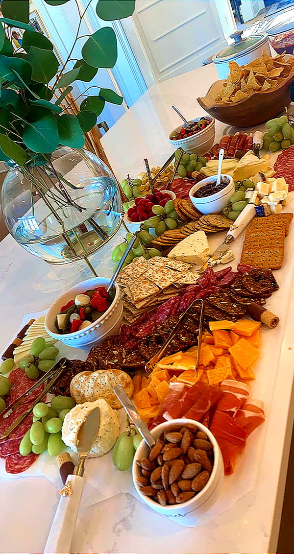 mia_sweitz image ~ Altpins