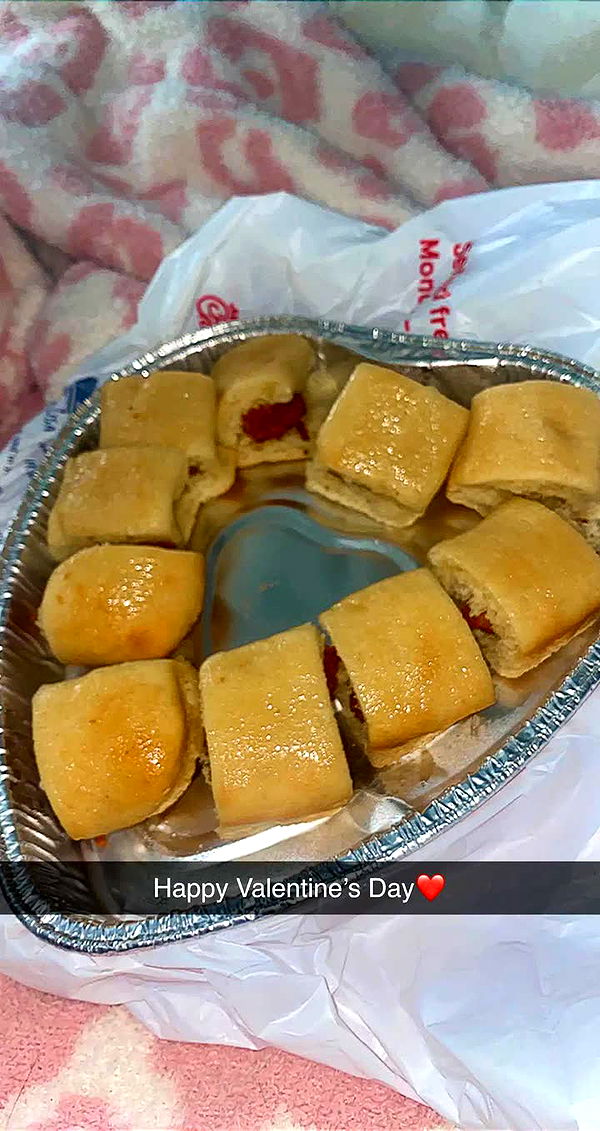 mia_sweitz image ~ Altpins