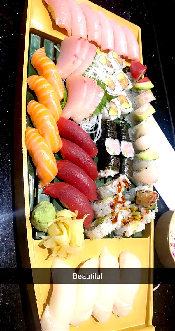 mia_sweitz image ~ Altpins