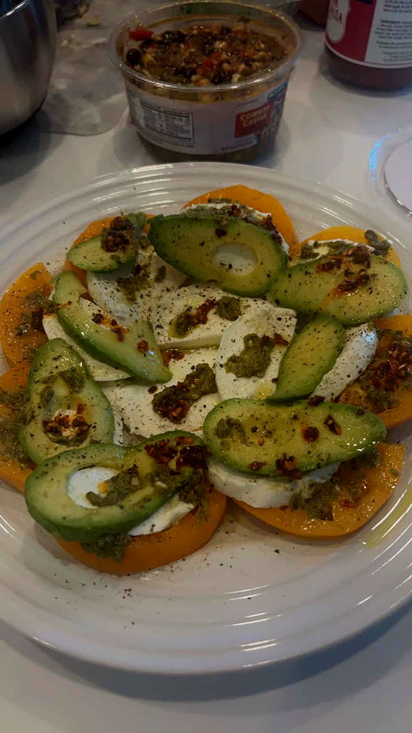 mia_sweitz image ~ Altpins