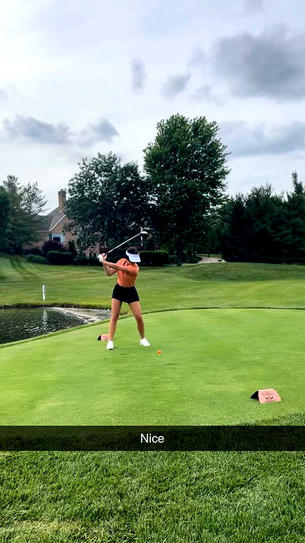 mia_sweitz image ~ Altpins