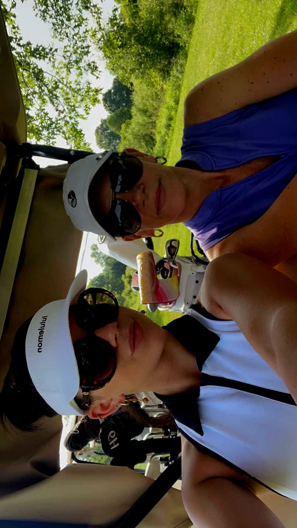 mia_sweitz image ~ Altpins