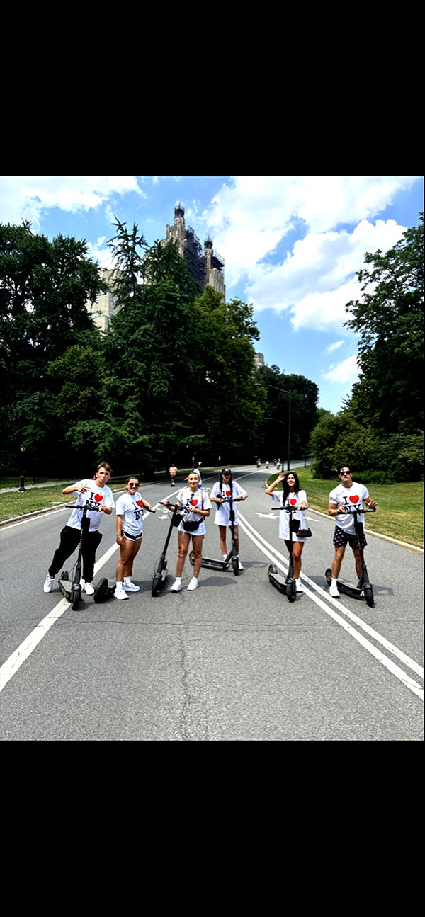 mia_sweitz image ~ Altpins