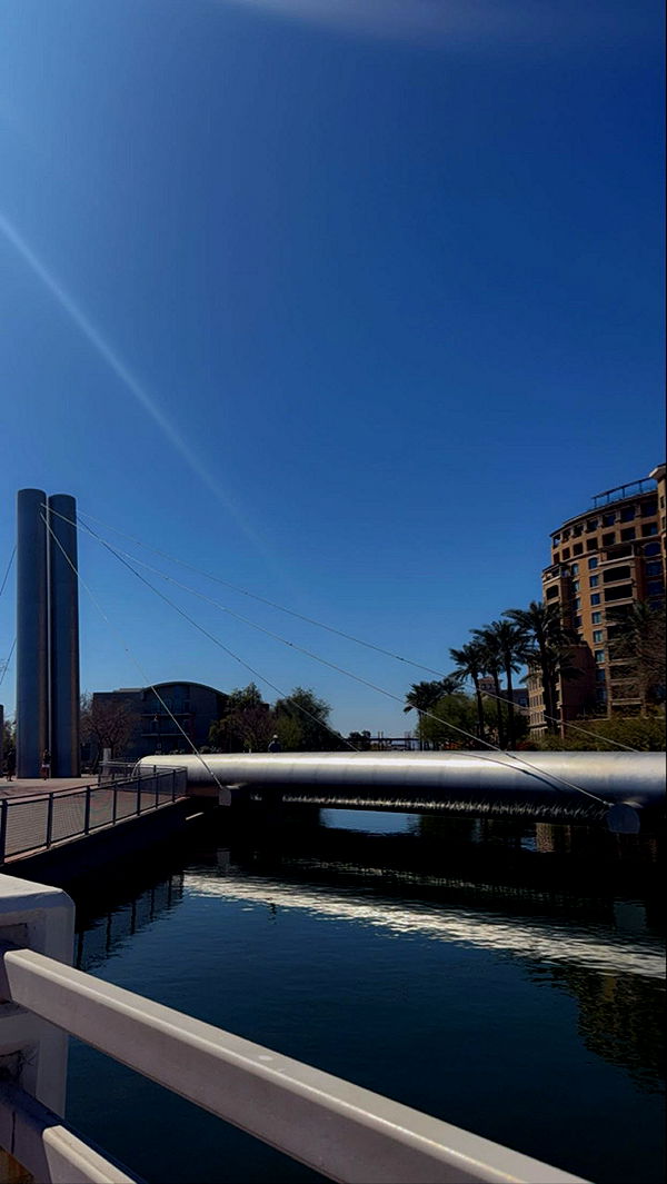 mia_sweitz image ~ Altpins