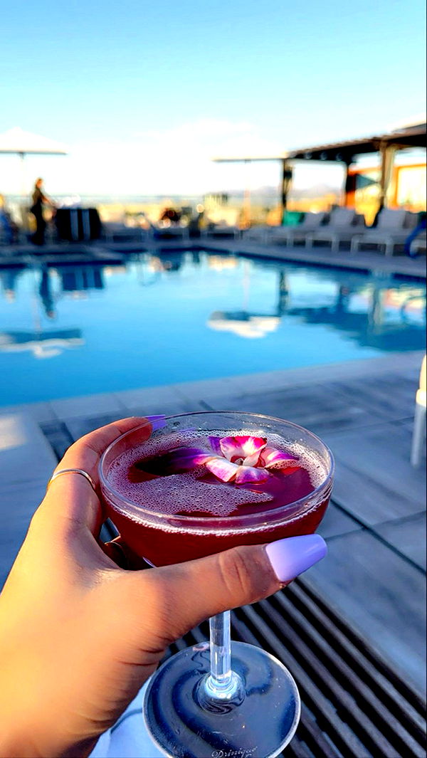 mia_sweitz image ~ Altpins