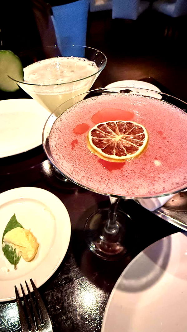 mia_sweitz image ~ Altpins