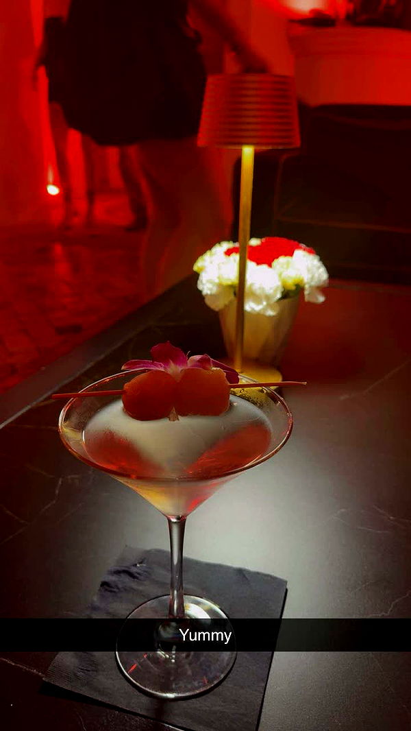 mia_sweitz image ~ Altpins