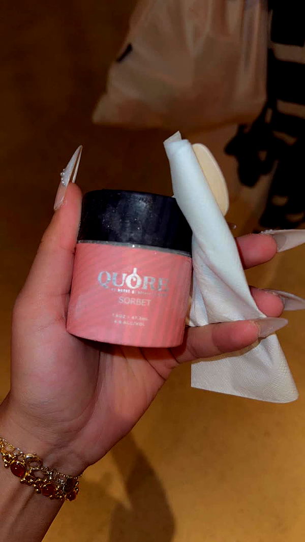 mia_sweitz image ~ Altpins