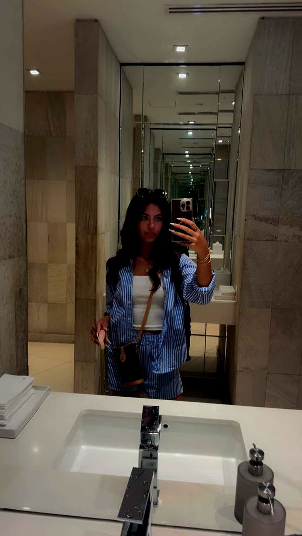 mia_sweitz image ~ Altpins