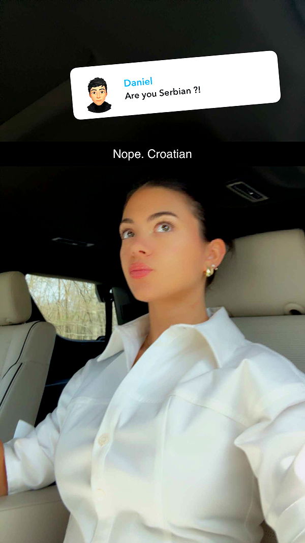 mia_sweitz image ~ Altpins