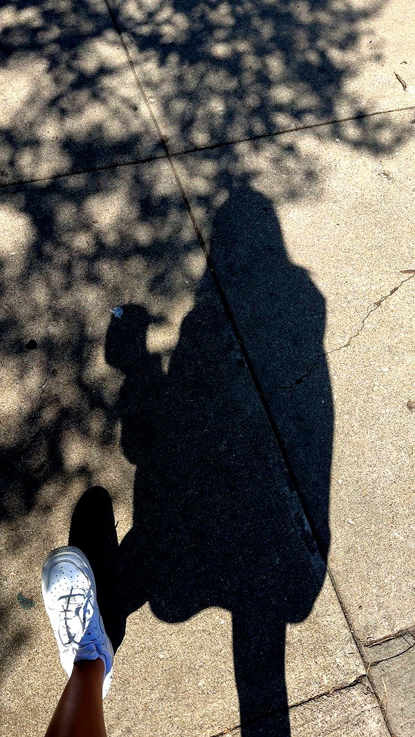 mia_sweitz image ~ Altpins