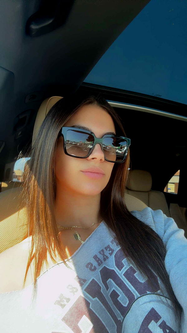 mia_sweitz image ~ Altpins