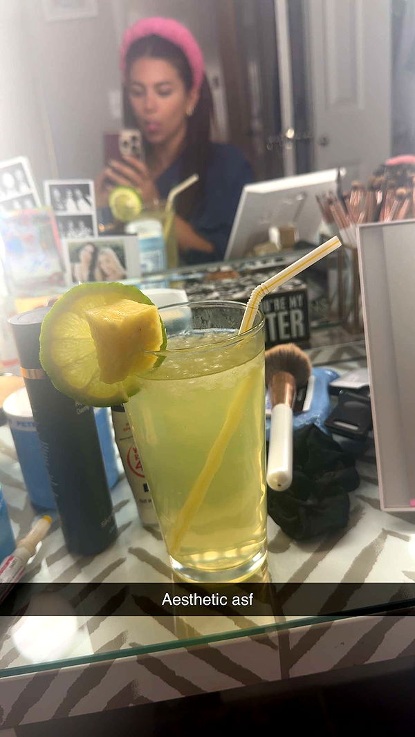 mia_sweitz image ~ Altpins