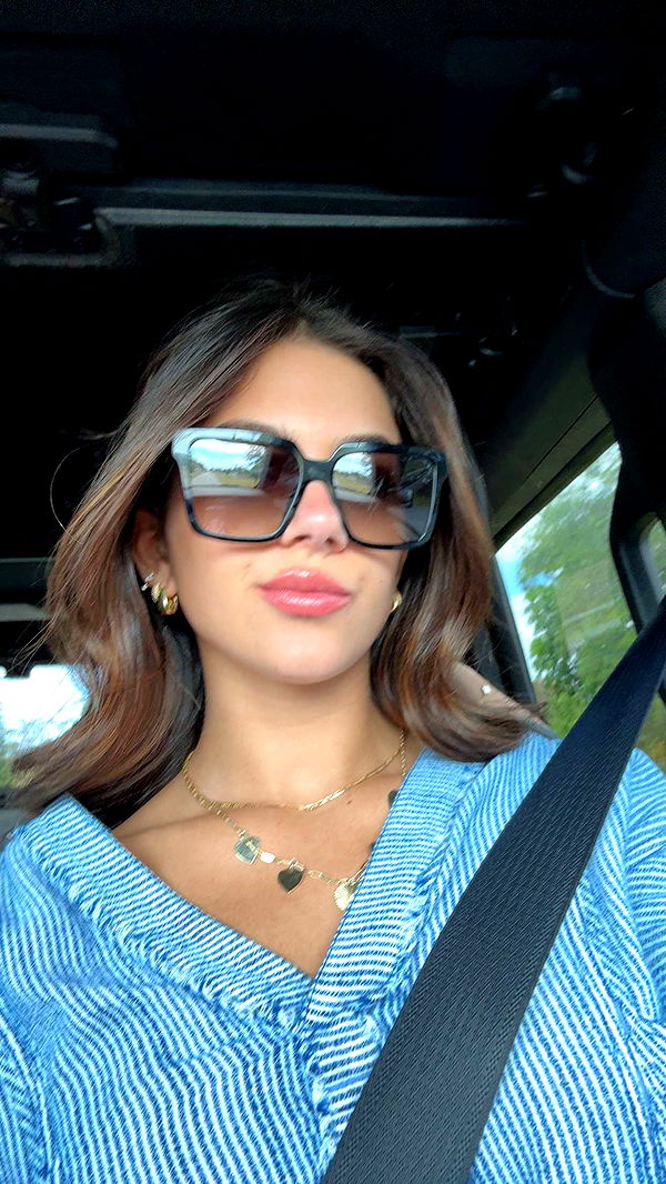 mia_sweitz image ~ Altpins