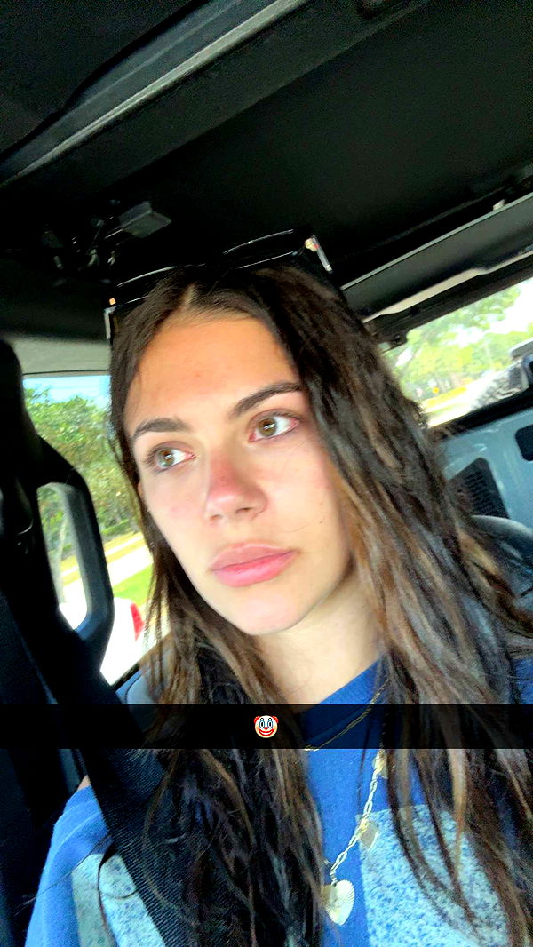 mia_sweitz image ~ Altpins