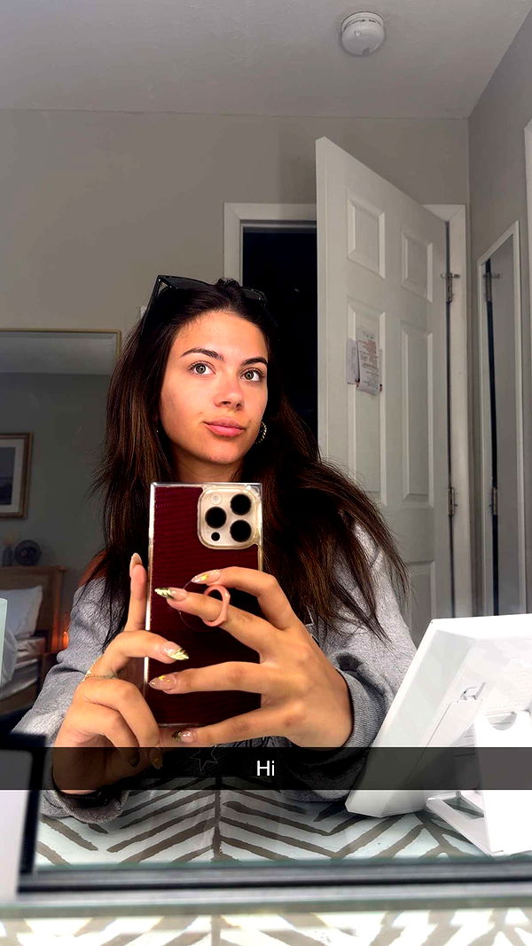 mia_sweitz image ~ Altpins