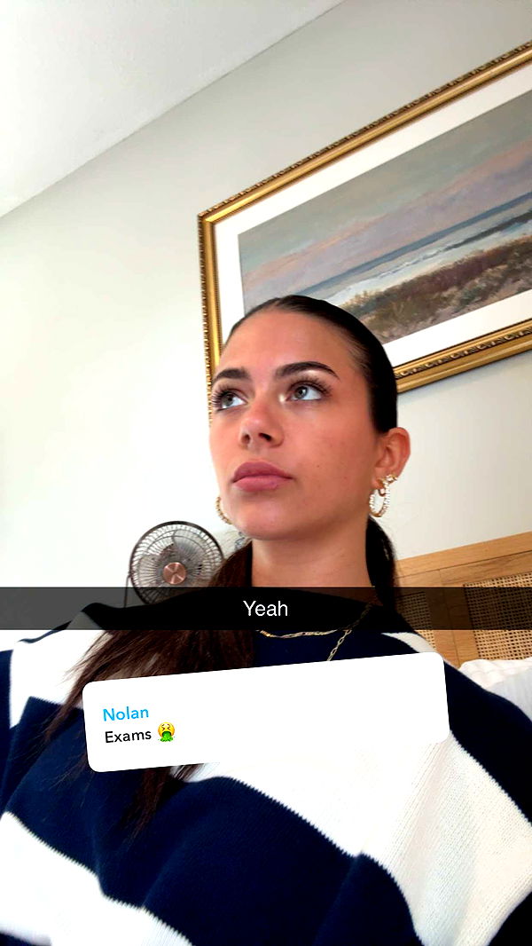 mia_sweitz image ~ Altpins