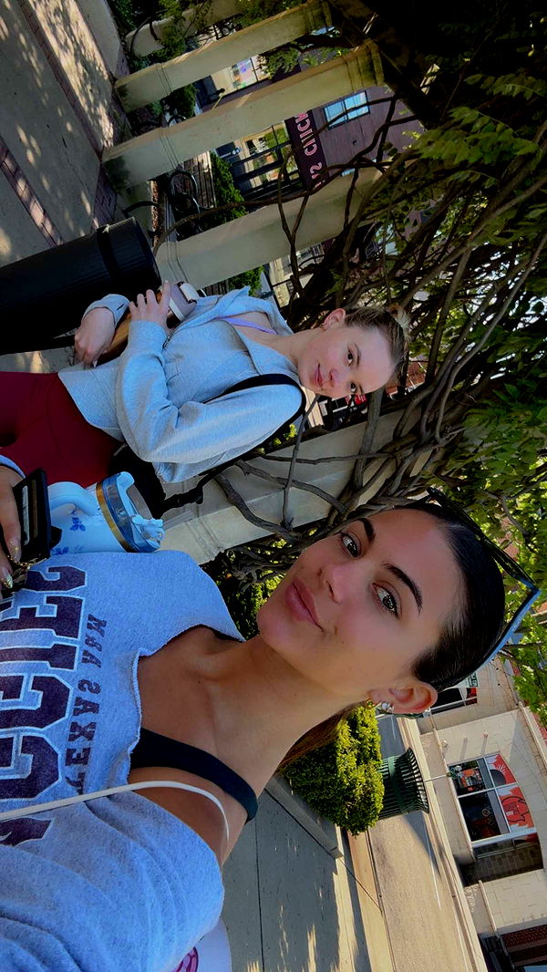 mia_sweitz image ~ Altpins