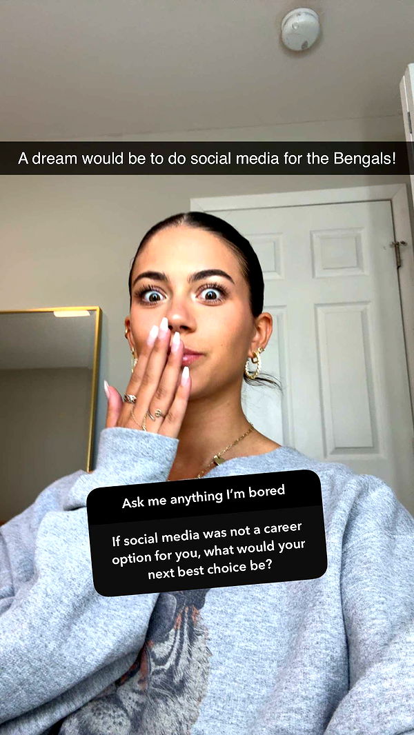 mia_sweitz image ~ Altpins