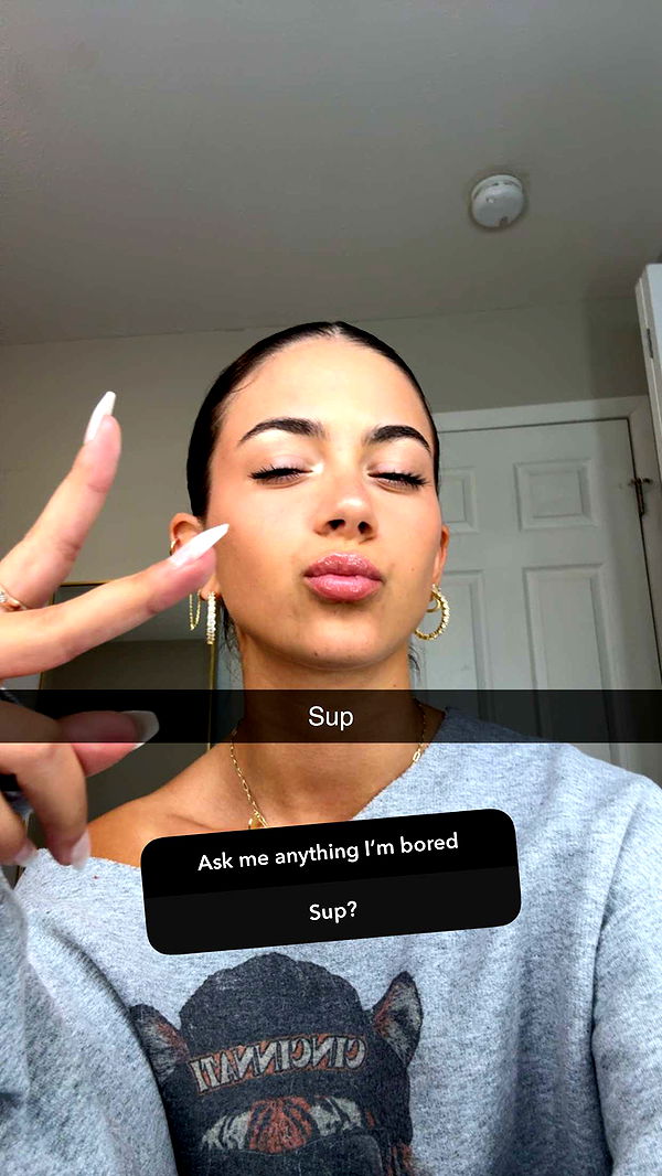 mia_sweitz image ~ Altpins