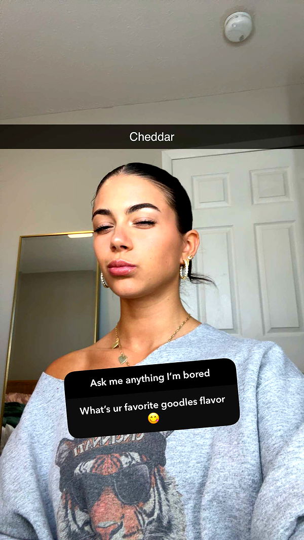 mia_sweitz image ~ Altpins