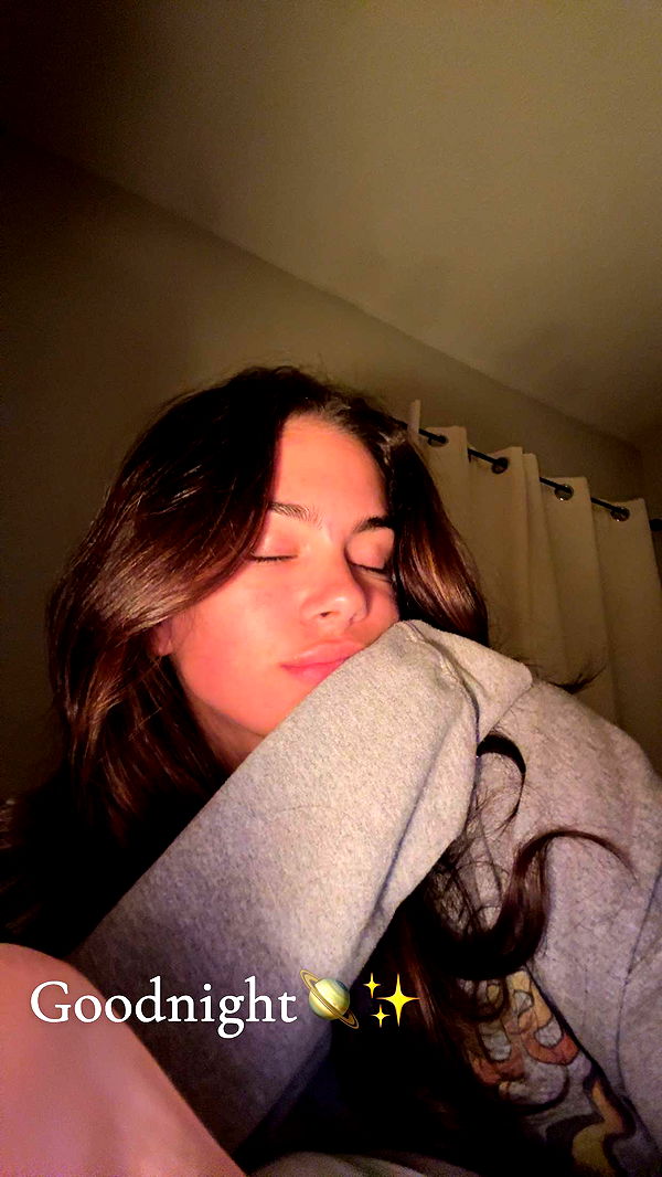 mia_sweitz image ~ Altpins