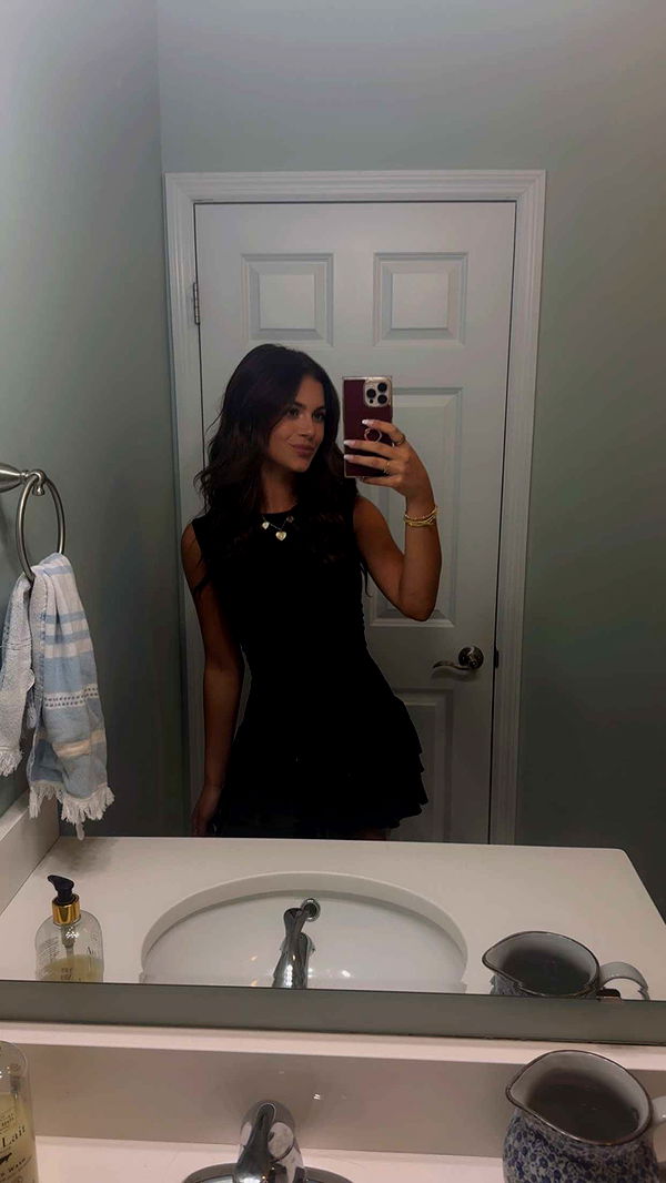 mia_sweitz image ~ Altpins