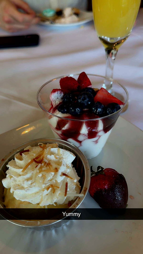 mia_sweitz image ~ Altpins