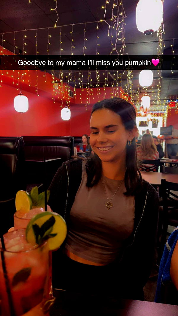 mia_sweitz image ~ Altpins