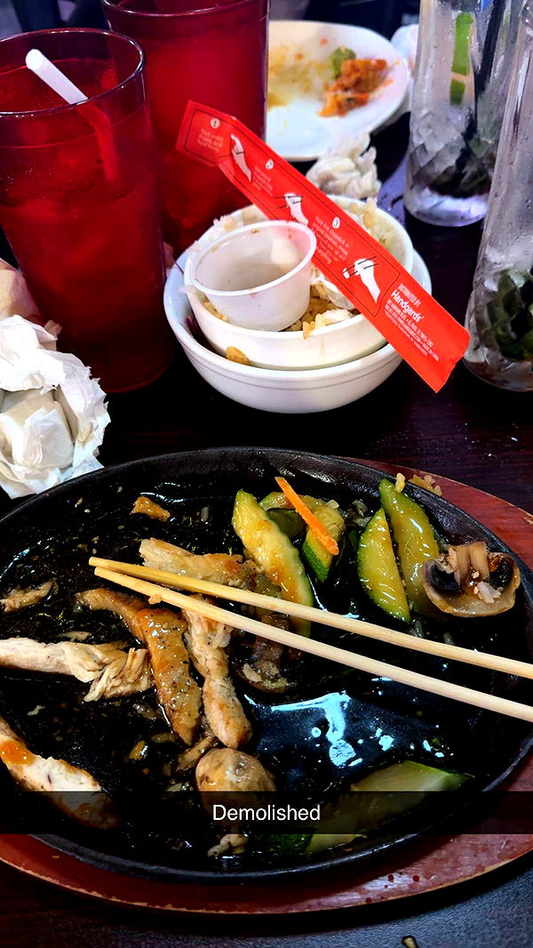 mia_sweitz image ~ Altpins