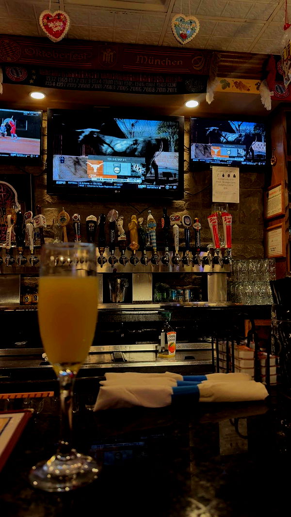 mia_sweitz image ~ Altpins