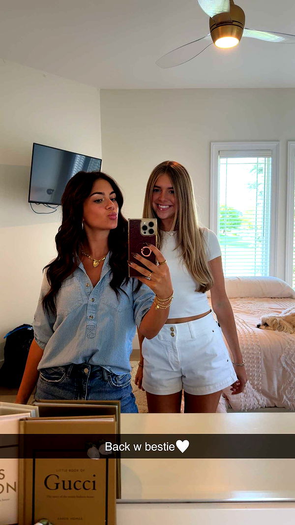 mia_sweitz image ~ Altpins