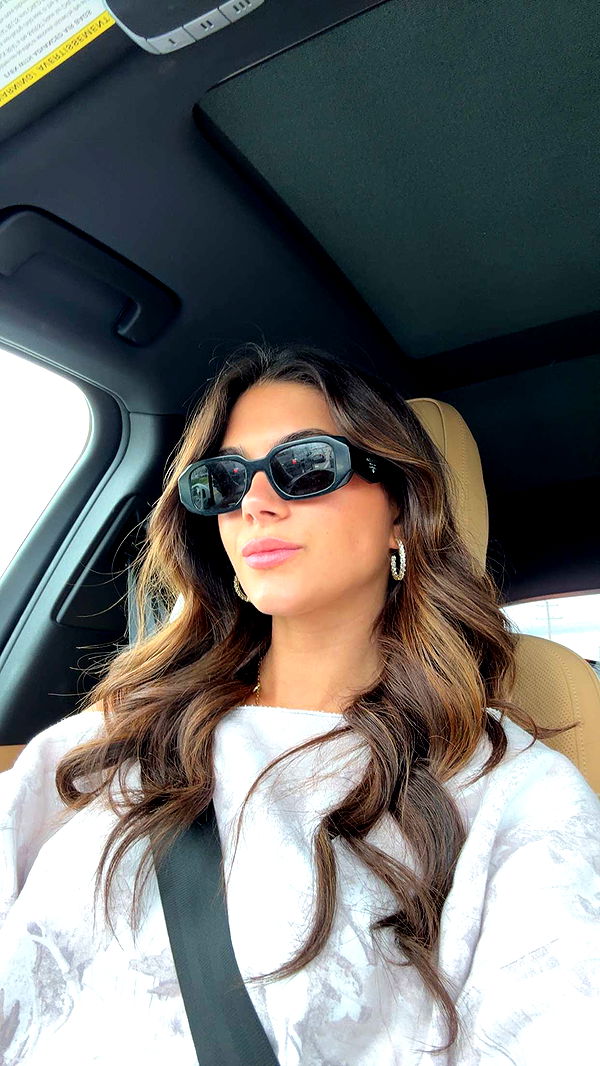 mia_sweitz image ~ Altpins