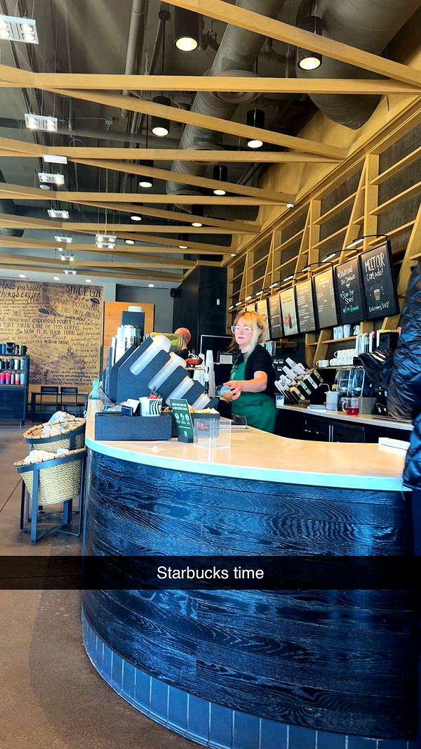 mia_sweitz image ~ Altpins