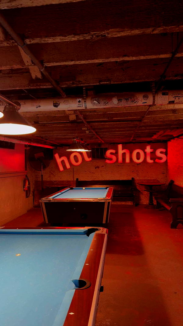 mia_sweitz image ~ Altpins