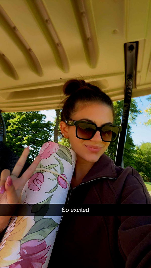 mia_sweitz image ~ Altpins