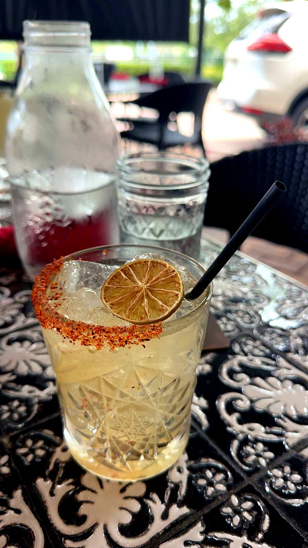 mia_sweitz image ~ Altpins