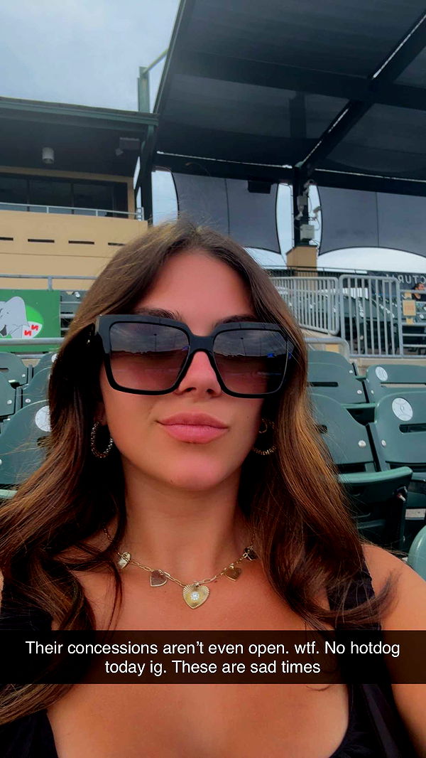 mia_sweitz image ~ Altpins